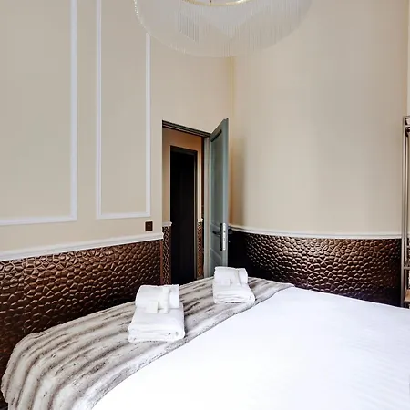 Apartment Pick A Flat's In La Madeleine-opera - Rue De L'arcade *