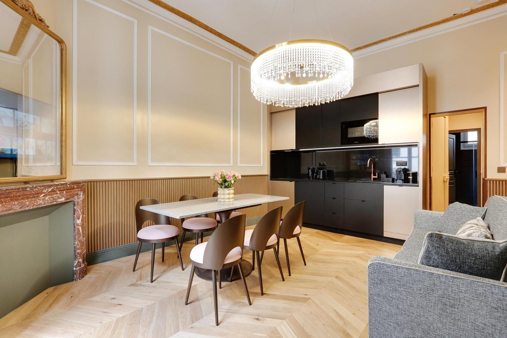 Pick A Flat's In La Madeleine-opera - Rue De L'arcade