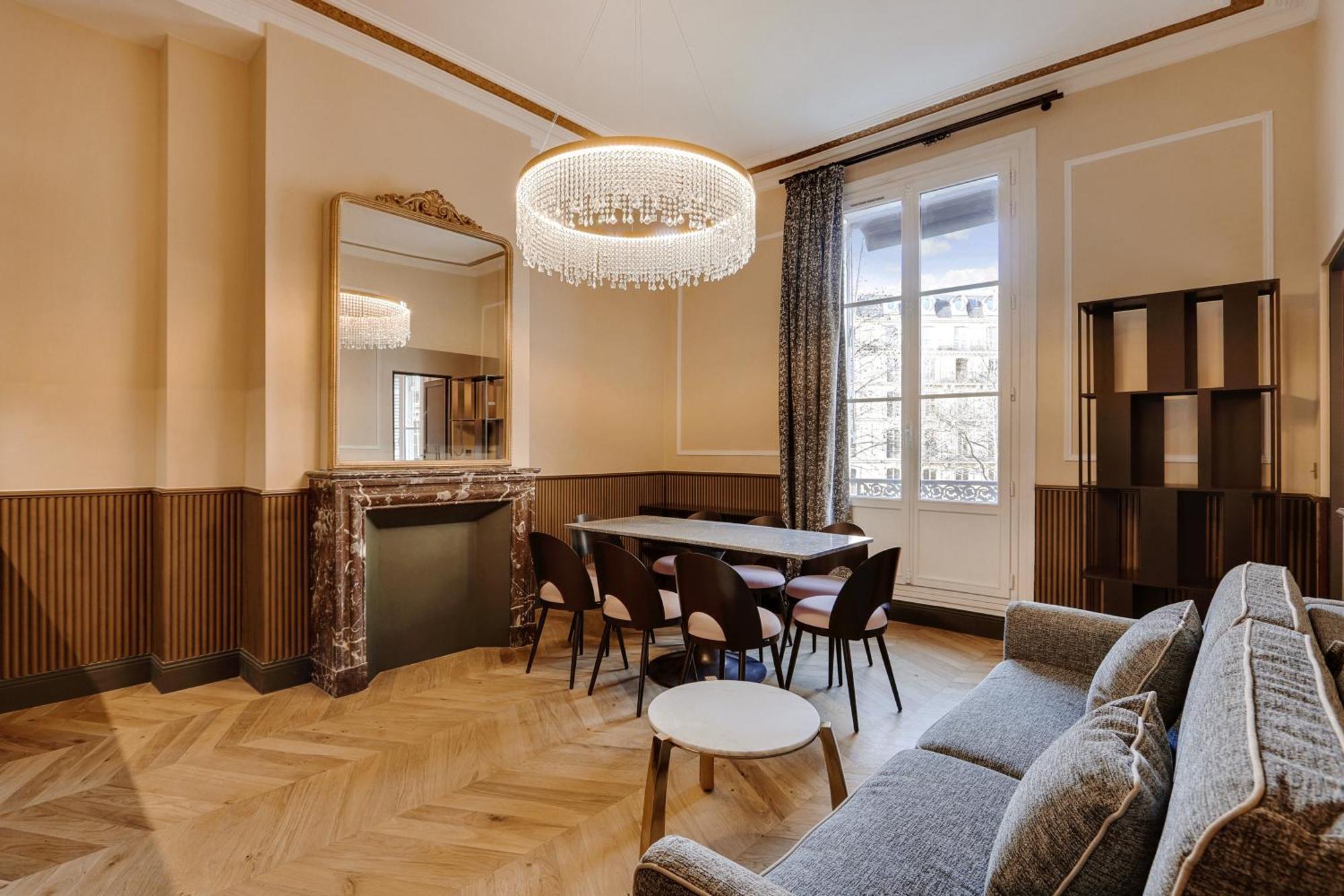 Pick A Flat's In La Madeleine-opera - Rue De L'arcade * Paris