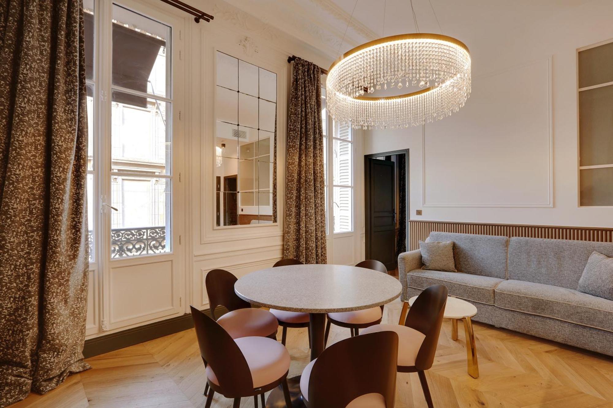 Pick A Flat's In La Madeleine-opera - Rue De L'arcade